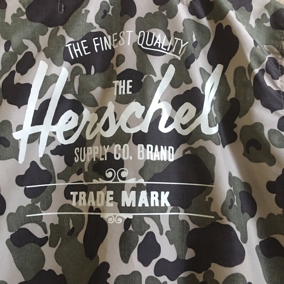 Hershel camo coach windbreaker button up jacket - Picture 7 of 8